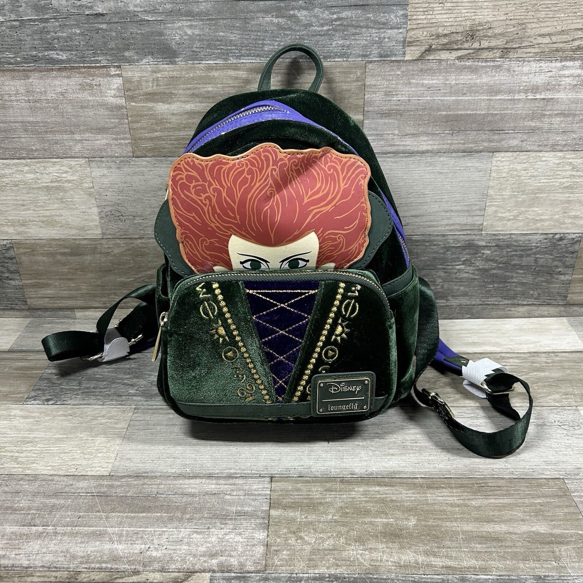 Disney Loungefly Emerald Green Velour HocusPocus Winifred  display picture 3