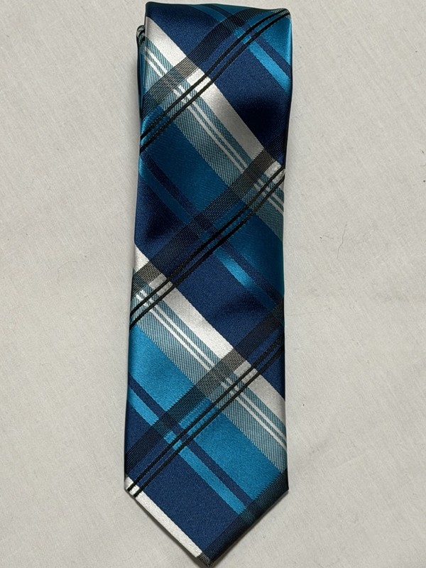 Van Heiden Men’s Tie In Turquoise color with white and blue intersecting lines