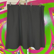 Notations Woman, Black Professional Side Zip Skirt. Size 24. Excellent condition