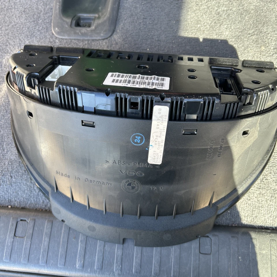 BMW 5-Series E39 525i 528i 530i 540i M5 1995-2004 Instrument Cluster Repair - Image 2 of 4