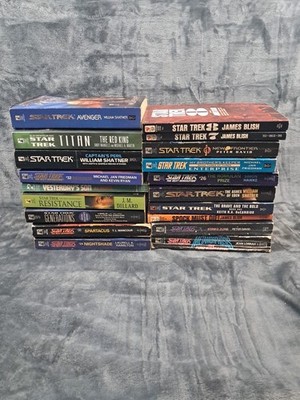 Mixed Lot of 19 Star Trek Books - Mix of books from 70s 80s 90s and 2000s