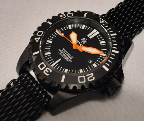 DEEP BLUE MASTER 2000 SWISS ETA 2824-2 AUTOMATIC DIVER, 10 YEAR ANNIVERSARY
