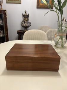 SALE !!!  ONLY 145 $ .Vintage Dunhill  Cedar Wood Humidor.