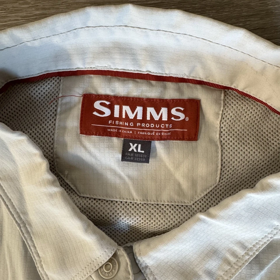 Simms Beige Long Sleeve Button Front Vented Back Fishing Shirt Size XL - Image 3 of 4