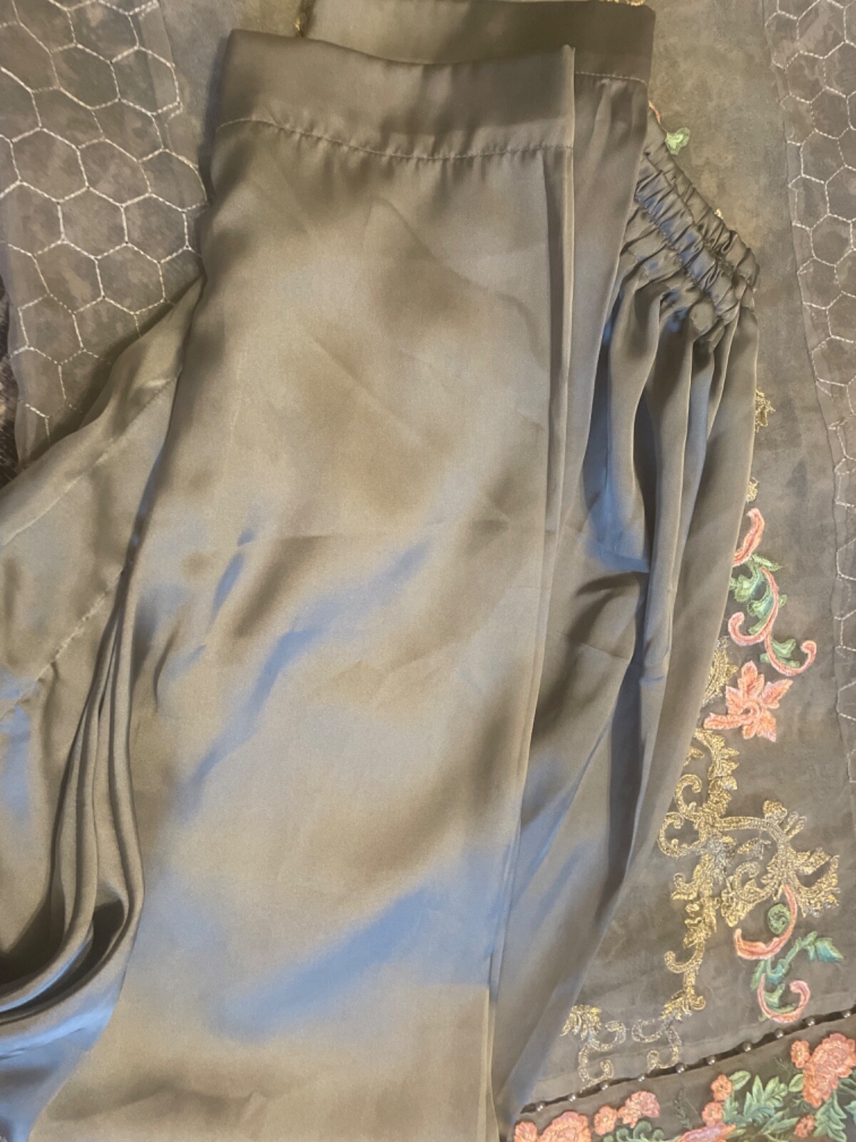 Pakistani/indian shalwar kameez - image 6
