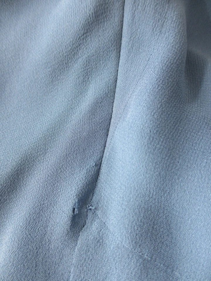 Maggy London 100% Silk Dress Womens 10P Blue Sash Sleeveless Y2K Elegant V Neck - Image 4 of 4