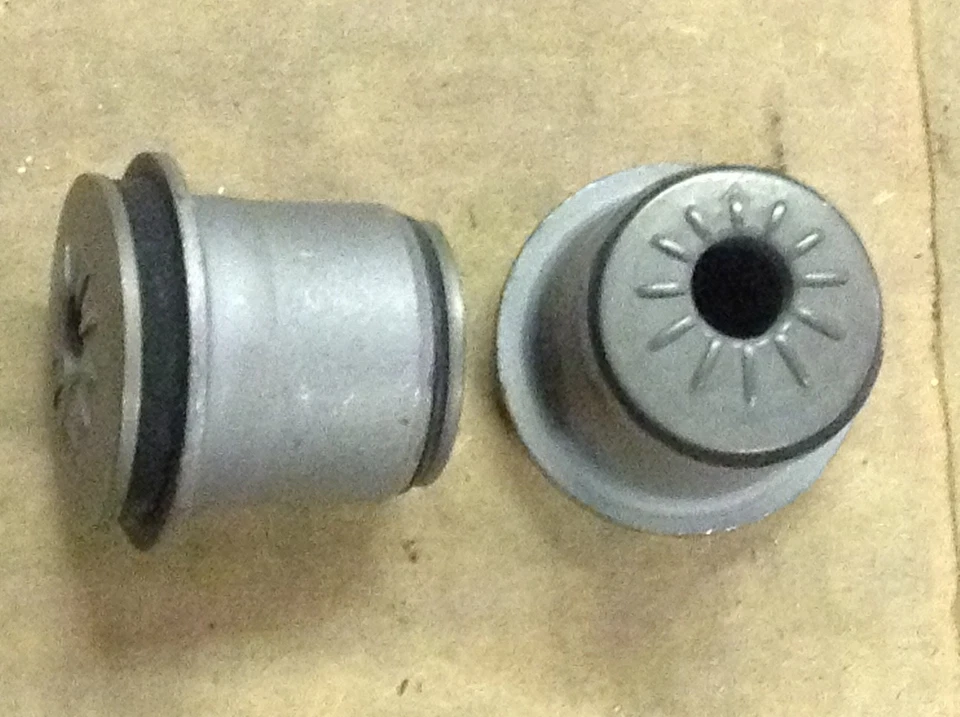 NUEVO NAPA 264-3679 Brazo de control de suspensión Buje Delantero Superior  Foto 3 de 3