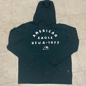 american eagle black sweatshirt