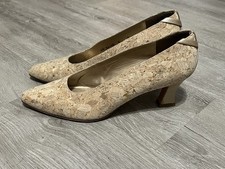 Stuart Weitzman Vintage Cork Gold Heels Shoes Size 7