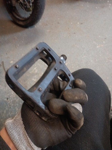 Odyssey Twisted Pedal Left Only - Picture 5 of 5