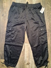 NEW! Women's Time and Tru Black Satin Cargo Joggers, Size XL