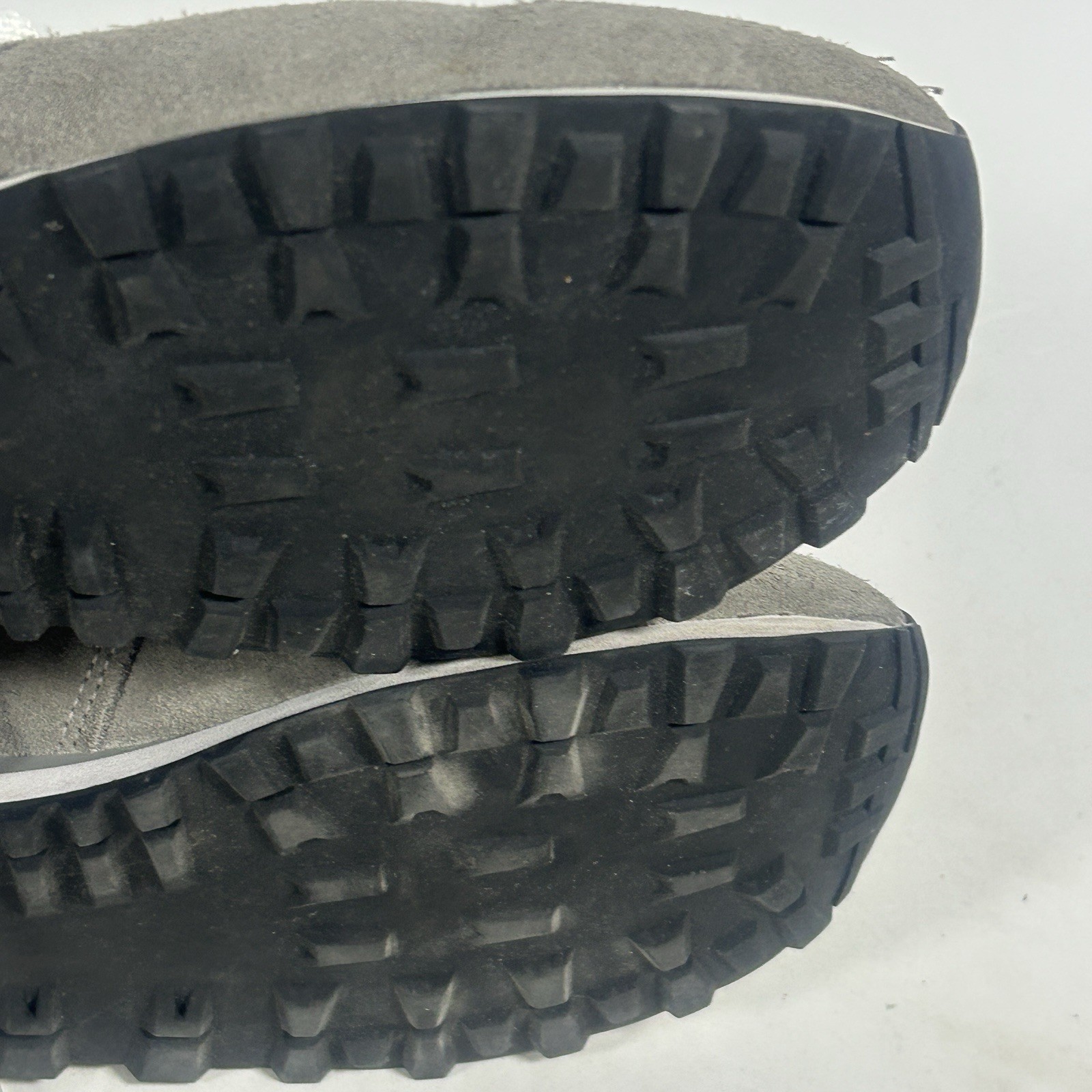 New Balance Classic 574 Casual Walking Shoes Grey Men’s Size 12 D ML574EVG thumbnail 12