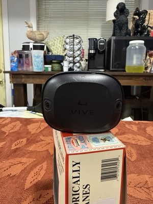 HTC Vive Ultimate Tracker 3+1 Kit Vr Sensor Only One!