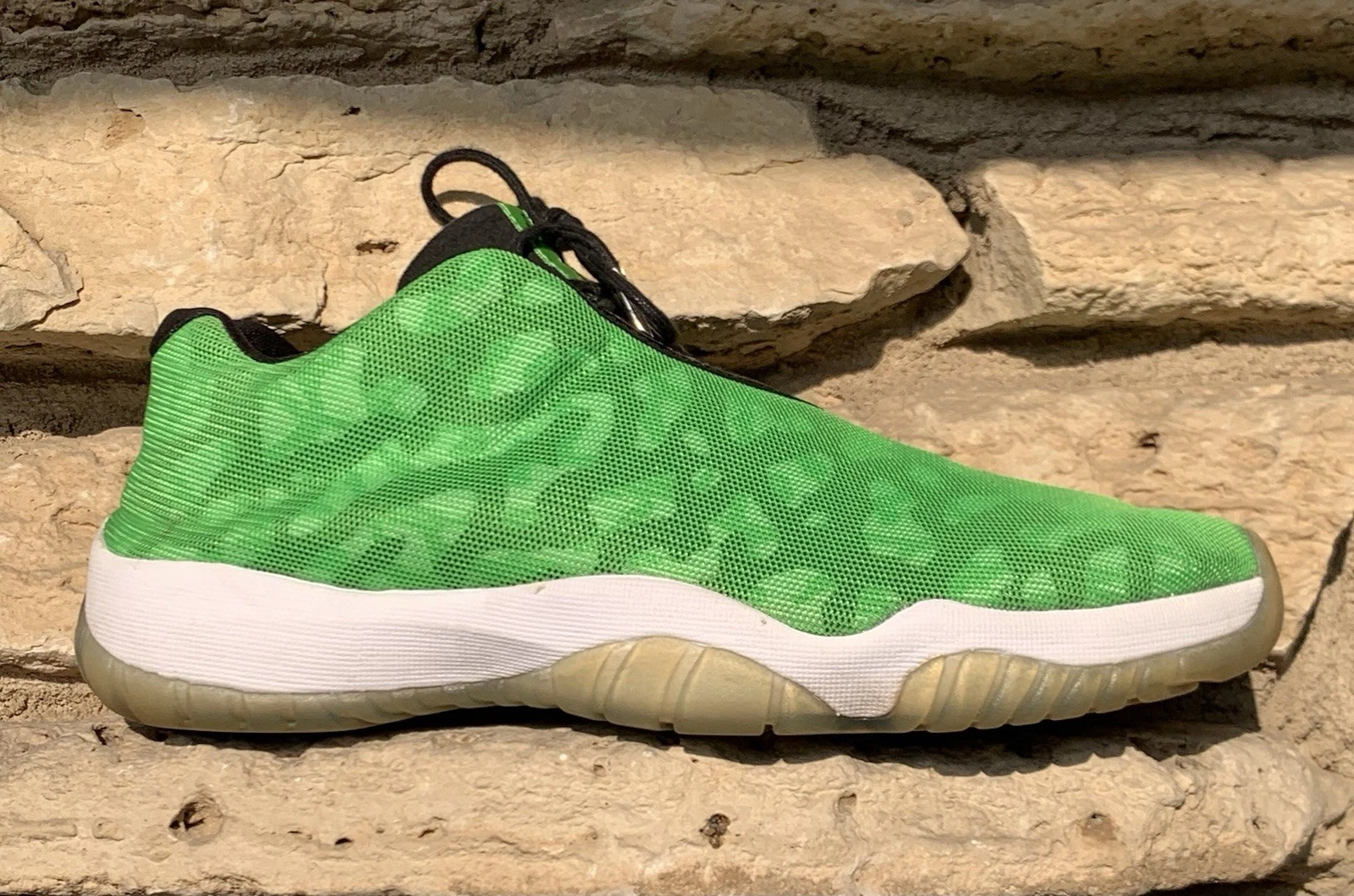 Jordan Future scarpe da ginnastica sportive basse leggere verde veleno mimetiche da uomo taglia US 10