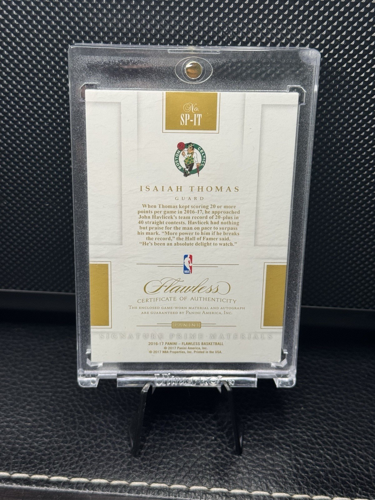 2016-17 Panini Flawless Isaiah Thomas On Card Game Worn Patch Auto /21 view 2