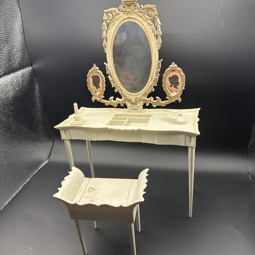 Vintage Barbie Vanity Mirror And Stool As Is #001