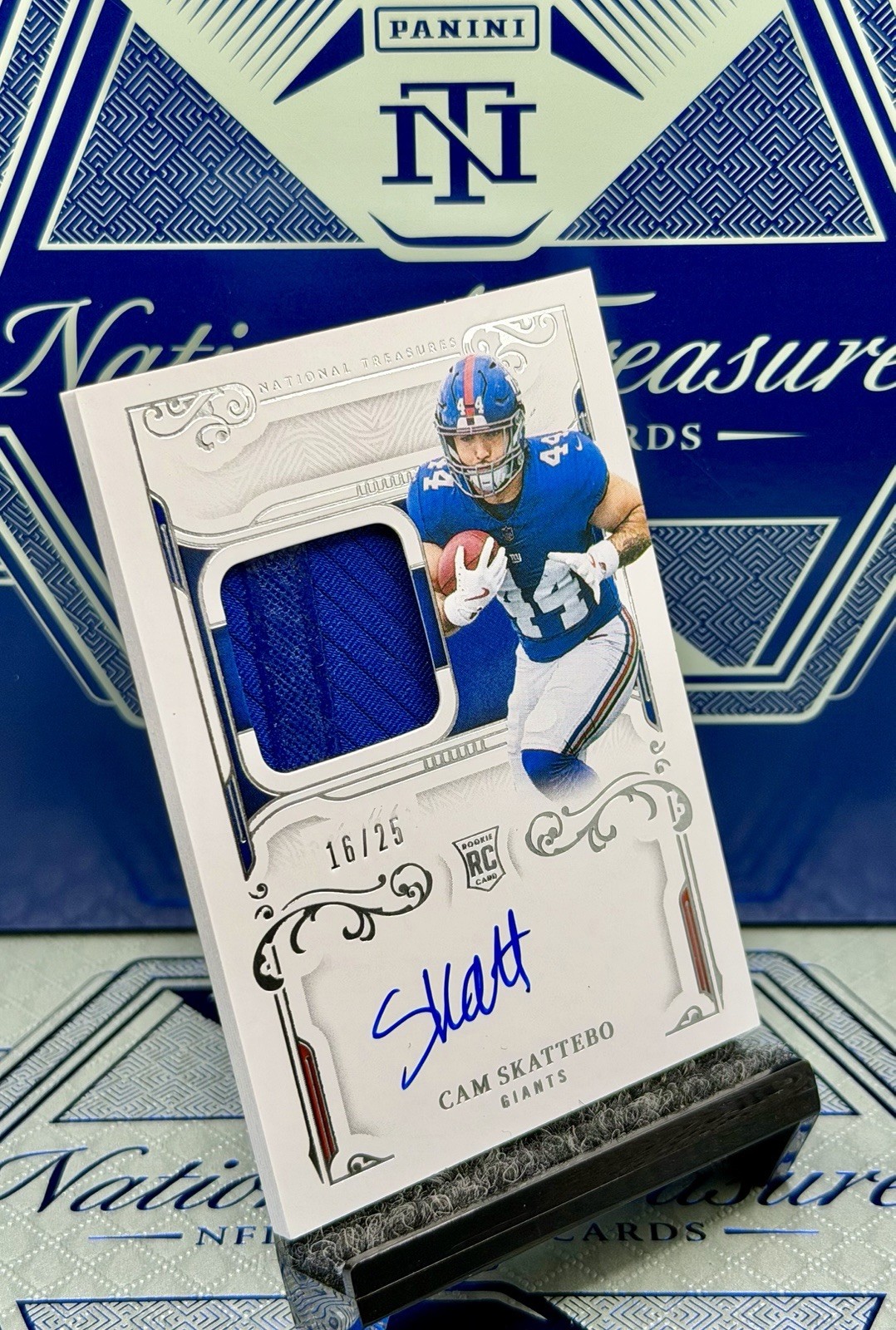 2025 National Treasures🪎Cam Skattebo Rookie Gloves Signature AU,SSP/25,NUKE💣🔥 view 4