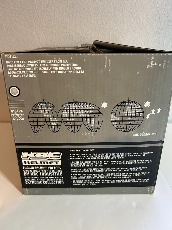 Casco facial pequeño DOT & SNELL KBC SLICK TK-8 X con hebilla de liberación rápida como nuevo Foto 2 de 4