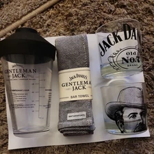 Jack Daniels Gentleman Jack Whiskey Cocktail Mixer Cocktail Set 12oz