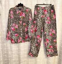Nick and Nora Pajama Set 2 Piece MEDIUM Pants Top Cheetah Jungle Roses EUC