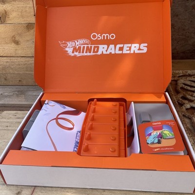Hot Wheels Osmo Mindracers 6 Hot Wheels Cars, 32 Tokens + Collectible Game Card