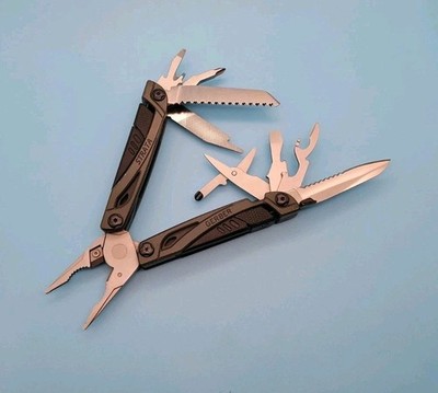 Gerber Strata Multi-Tool - Pliers, Screwdrivers, Scissors - DISCONTINUED