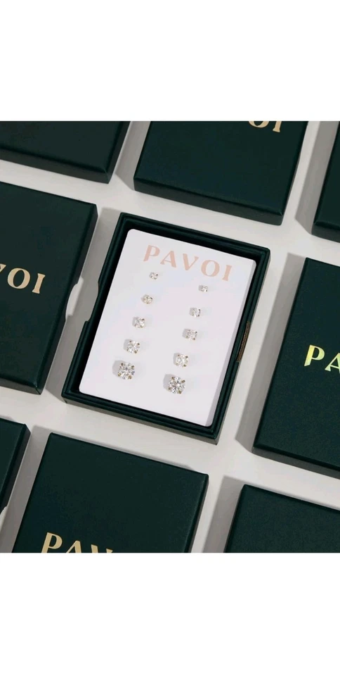 Collar Cruz Circonita Cúbica Chapado en Oro 14K Foto 4 de 4