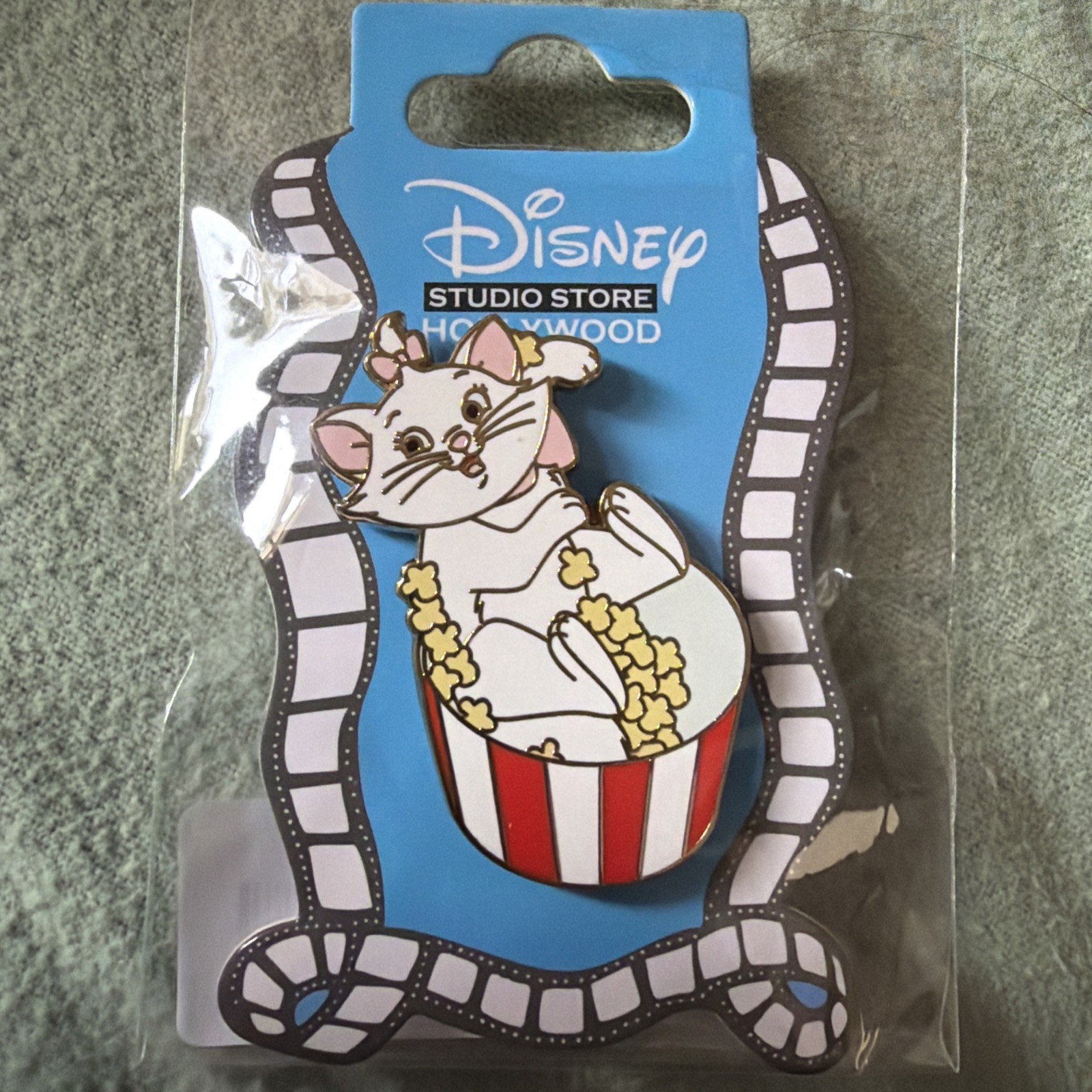 DSSH Popcorn Series Marie D23 Expo 2019 Disney Pin