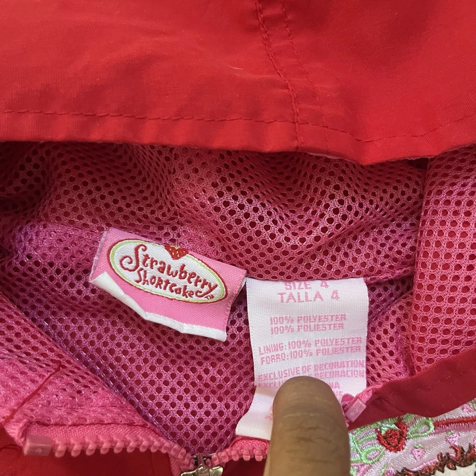 Jaqueta esportiva vintage 2005 morango shortcake meninas frutas vermelhas tamanho 4T - Imagem 3 de 4