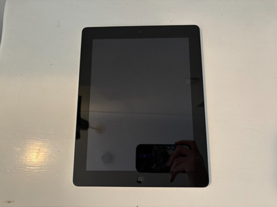 その他 IPAD WIFI+4G 16GB 2012 Pre-Owned Apple iPad 3 Wi-Fi 16GB White (MD328LL/A) (2012