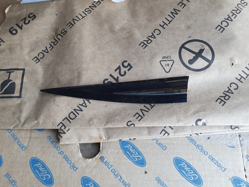 Original VW Touran II 5T Emblem Kotflügel Links 5TA853425 Ab 10.2015