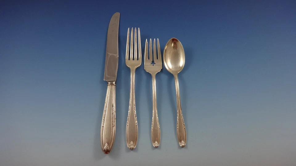 Juego de servicio de cubiertos Leonore by Manchester de plata de ley 30 piezas Foto 3 de 4