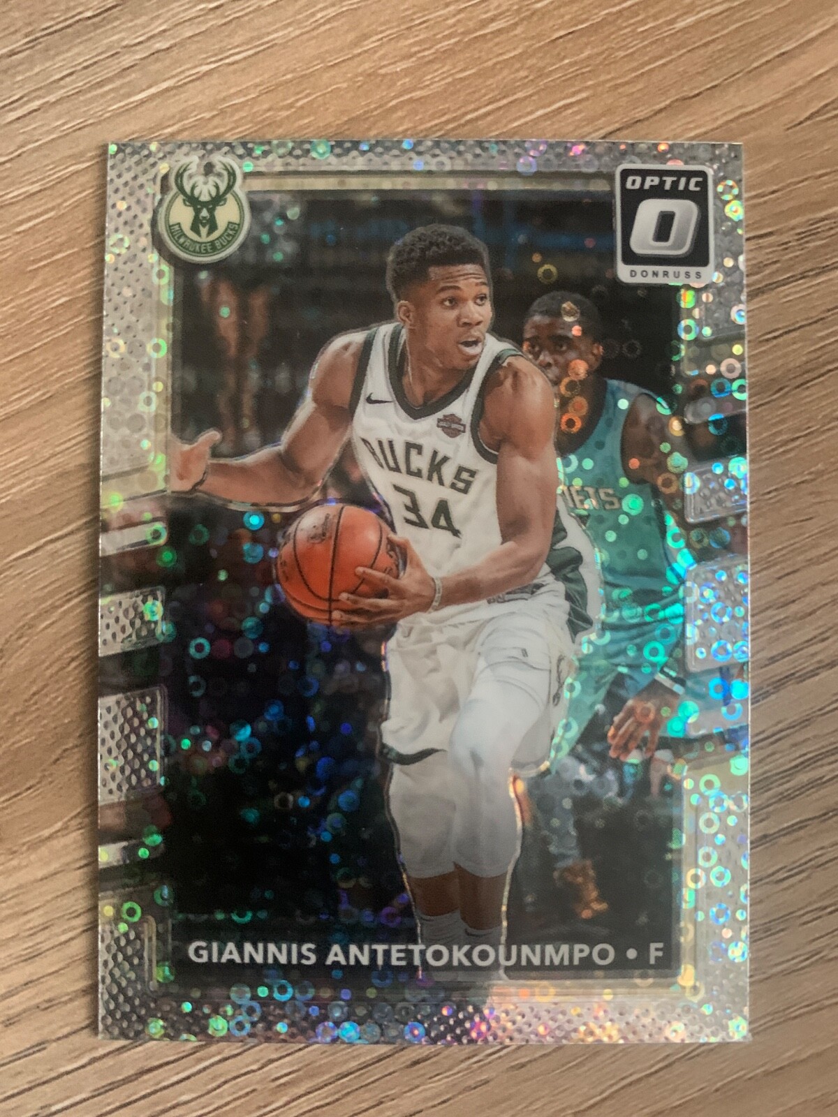 2017 Optic Fast Break Prizm Holo #81 Giannis Antetokounmpo