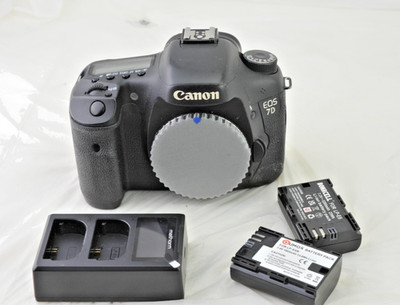 Canon EOS  7D 18MP DSLR-Kamera , Auslösungen /shutter count 56052 !!lesen/read!!