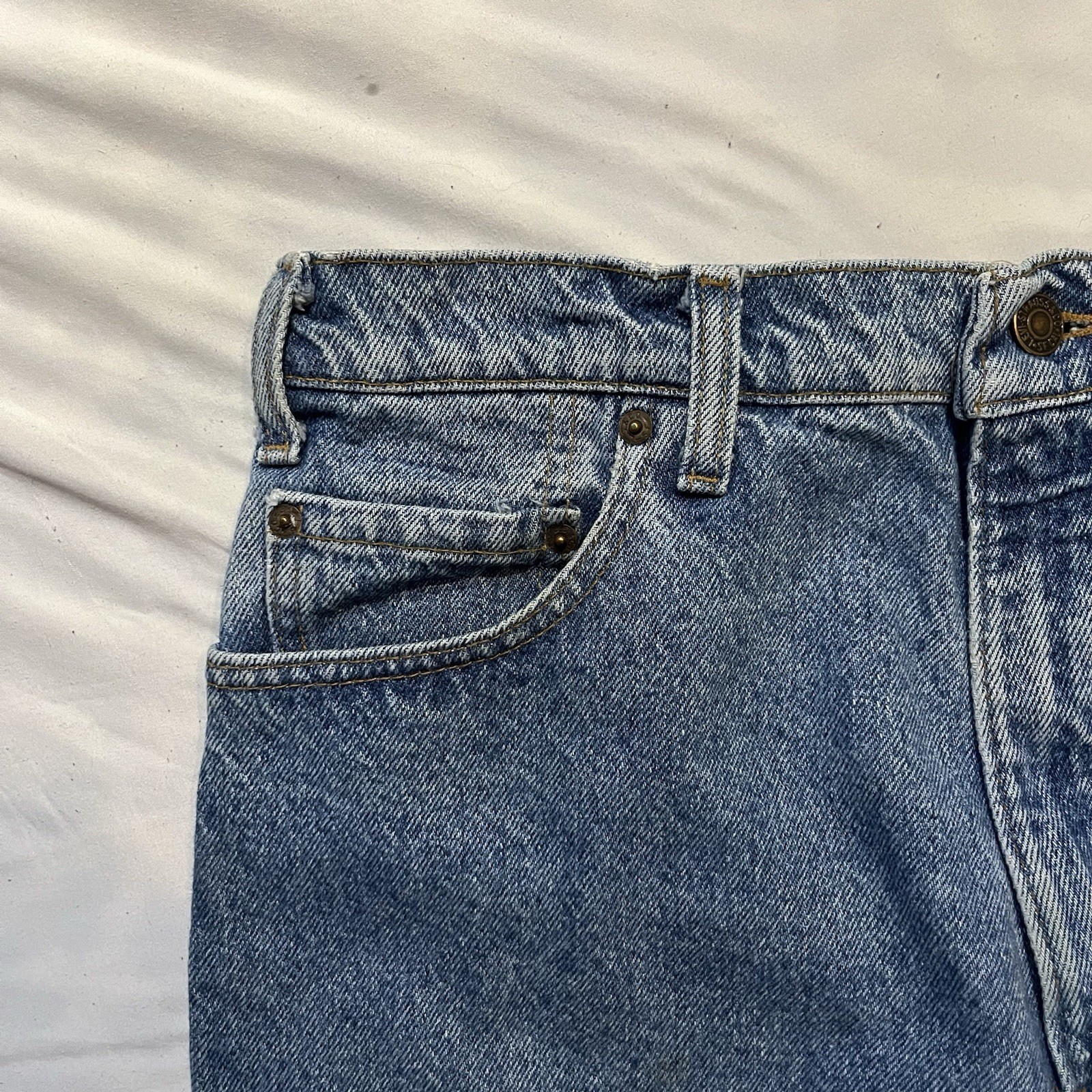 Vintage 90’s Levi’s 540 36x34 Blue Denim Straight Jeans Medium Wash  thumbnail 8