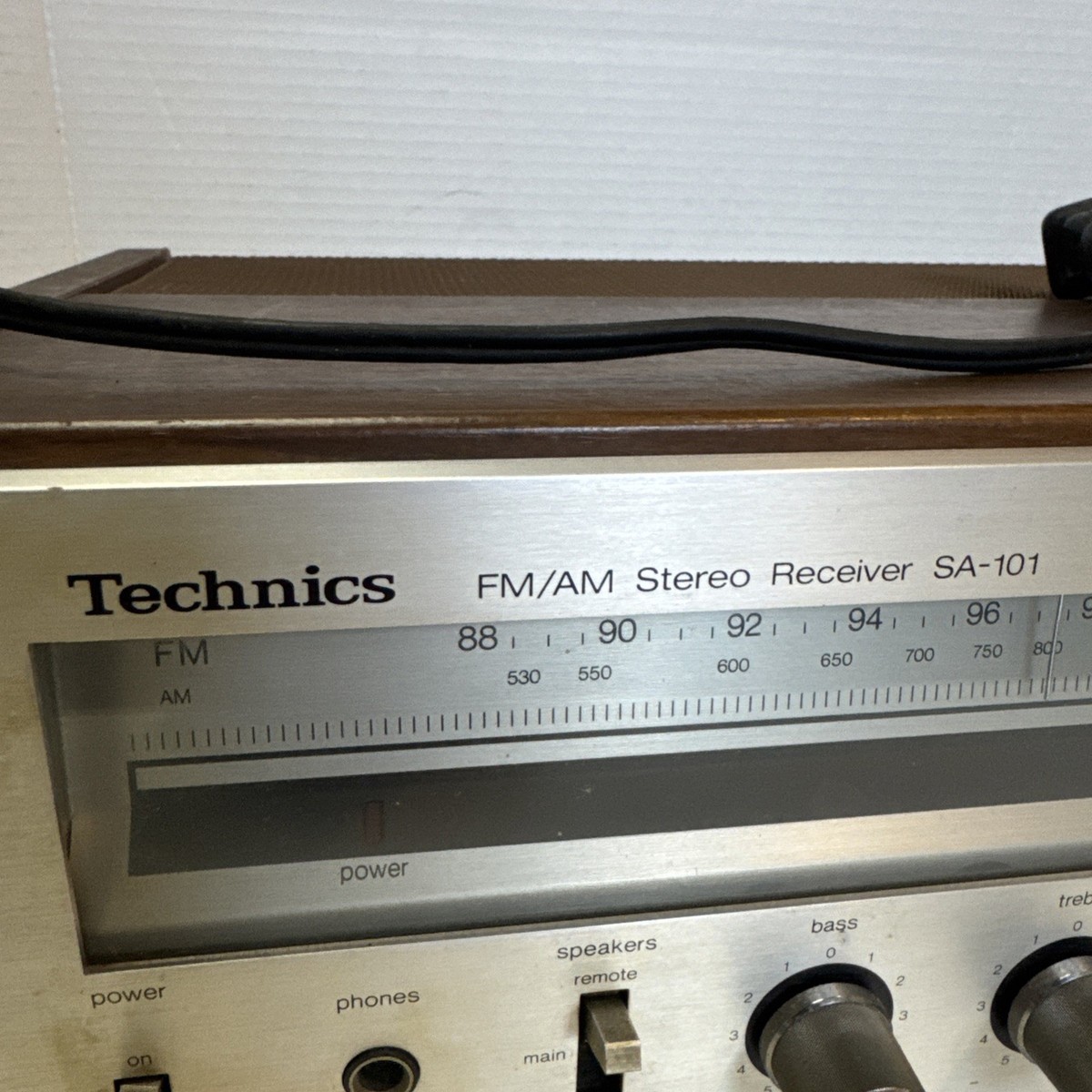 Vintage Technics SA-101 FM/AM Stereo Receiver – Classic Silver