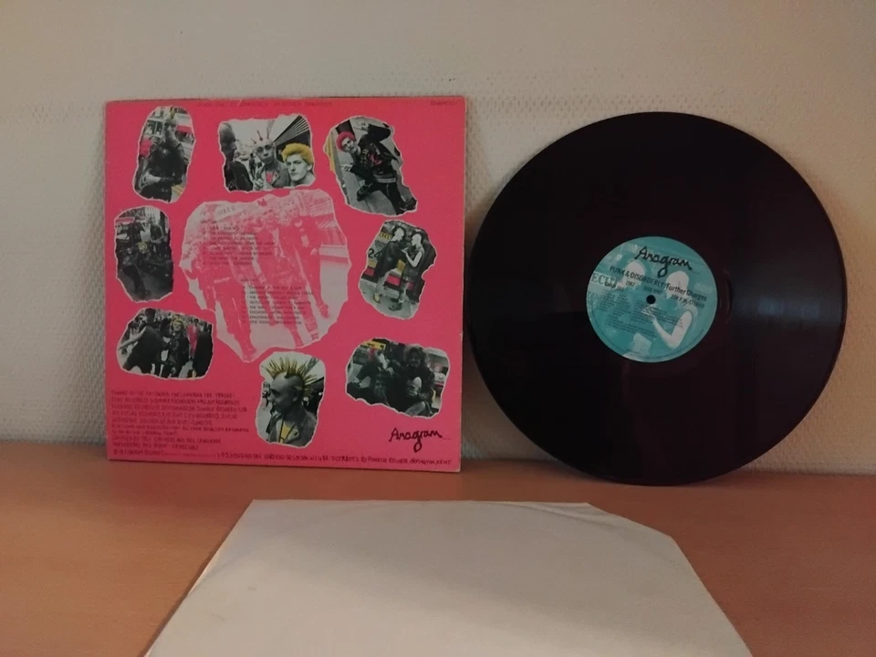 V.A. PUNK SAMPLER PUNK AND DISORDERLY  LP - Bild 3 von 3