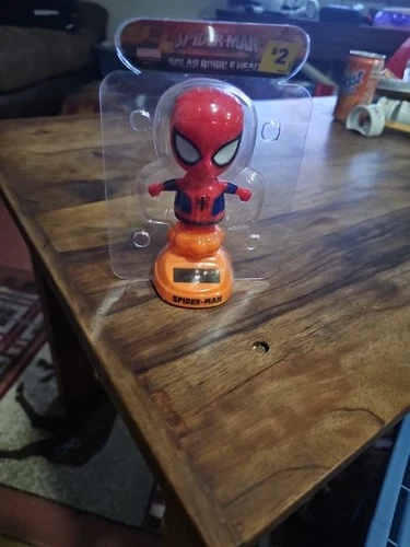 RARE 💙❤️ Marvel Spiderman Solar Powered Bobblehead Dancer