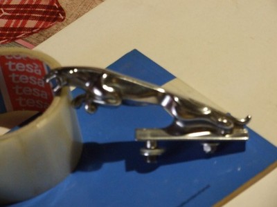 JAGUAR EMBLEM 724265 3WB ORIGINAL Jaguar