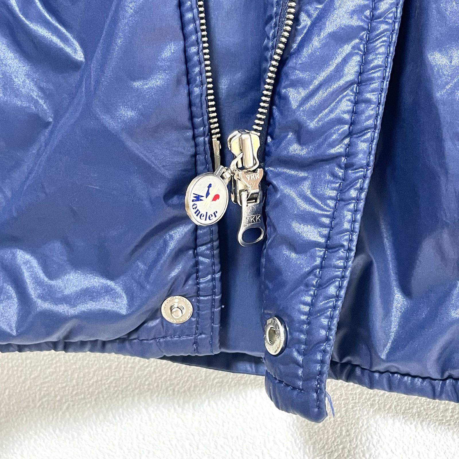 Authentic Vintage MONCLER Original Down Jacket Ski Wear Blue Nylon Woman 80s S/M thumbnail 14