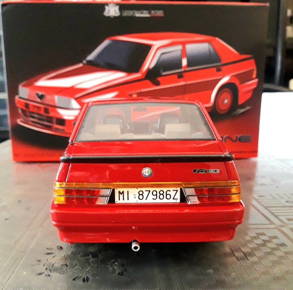 LAUDORACING 1/18 ALFA 75 1.8 TURBO EVOLUZIONE RED LM163 Nuova! - Immagine 4 di 4