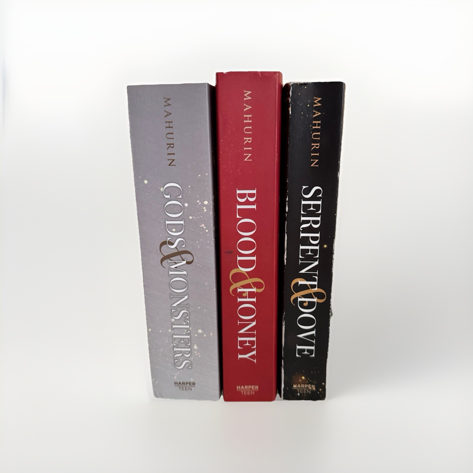 Serpent & Dove Trilogy Complete 3 Book Set Shelby Mahurin YA Fantasy Paperbacks
