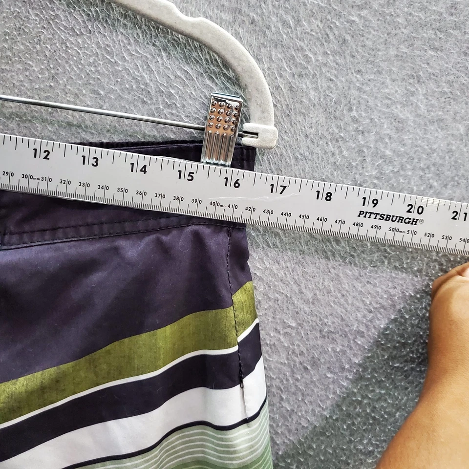 Traje de baño Guinness para hombre mediano color oliva bloque bañador carga logotipo surf playa Foto 2 de 4