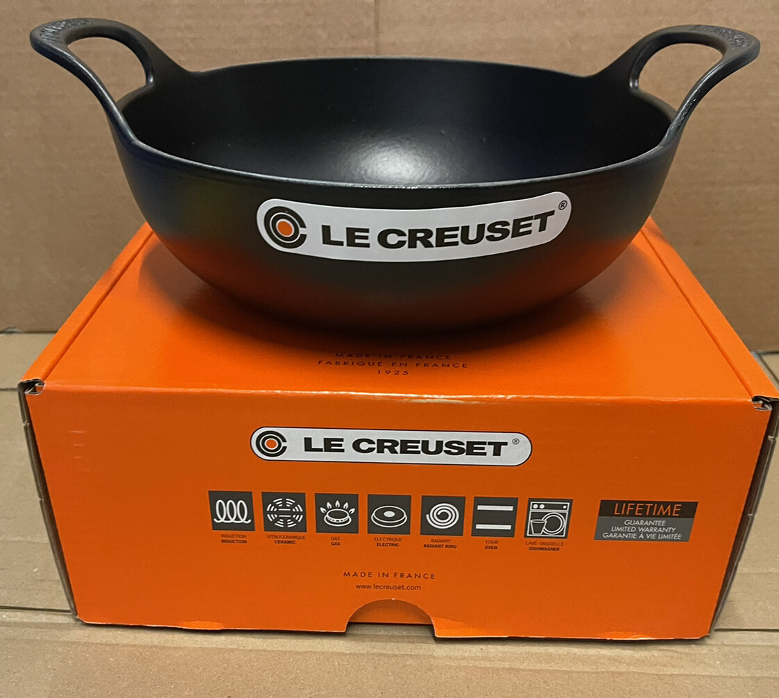 LE CREUSET ブラック 鉄鍋 24cm Le Creuset Cast Iron 24cm Balti Dish in Satin Black (NEW) | eBay