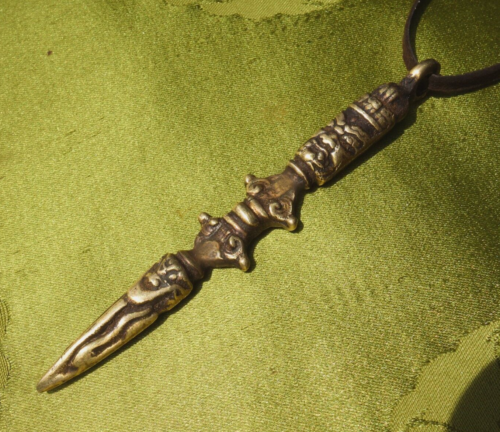 Magic Wand / Phurba Pendant Brass from Nepal - Picture 1 of 2