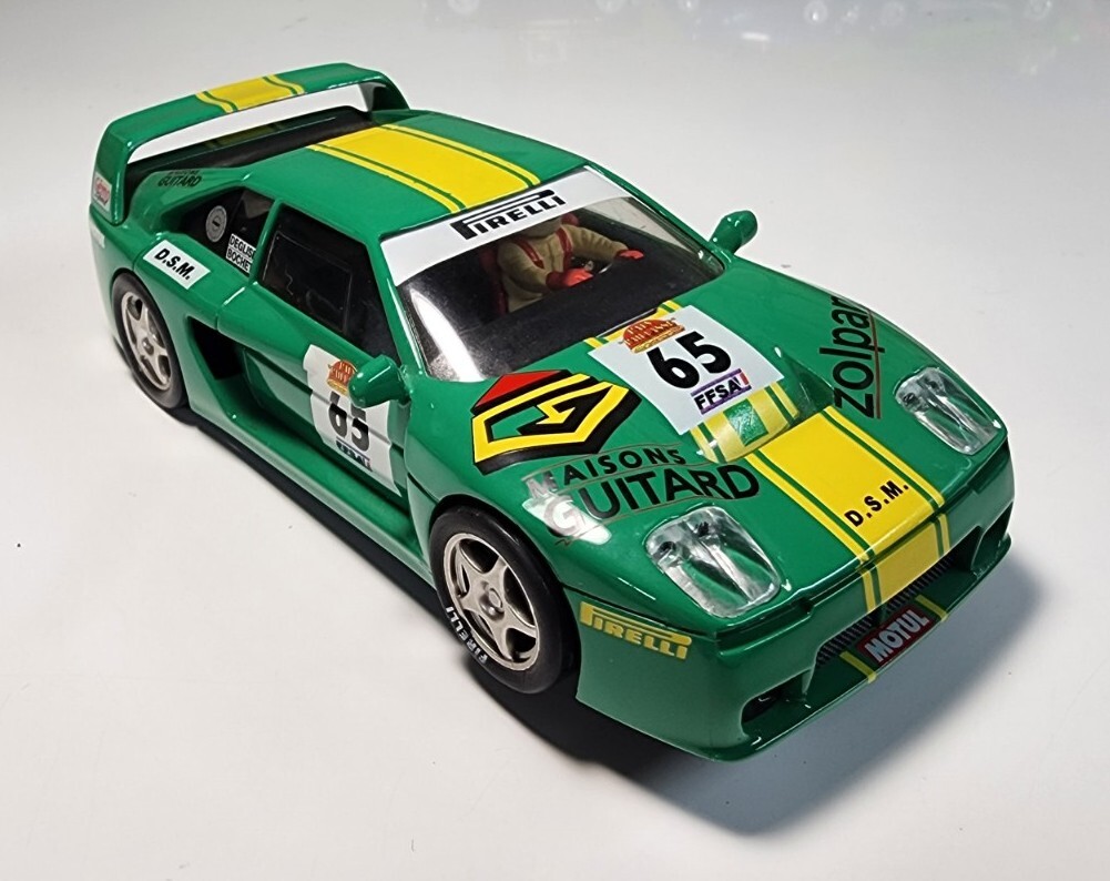 サルノリ Fly GREEN #65 Venturi LM 400 FFSA GT 2000 1/32 Slot Car Deglise