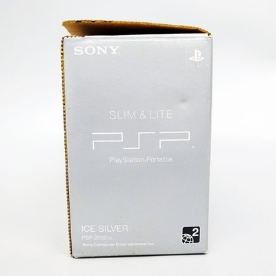SONY PSP Playstation Portable Console Ice Silver PSP-2000 IS Japan