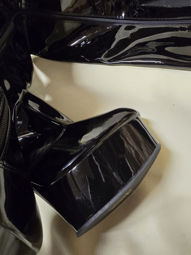 Pleaser Delight 3010 Black Faux Patent Leather Thigh High Platform Boots 9UK - Picture 10 of 10