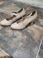 Capezio 653 Caramel Womens 7.5M 2.5" Heels Leather Dance Shoes Ballroom Stage