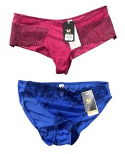 Lot of 2 NEW Wacoal Women's Cheeky Bikini Panties Size Small S NWT